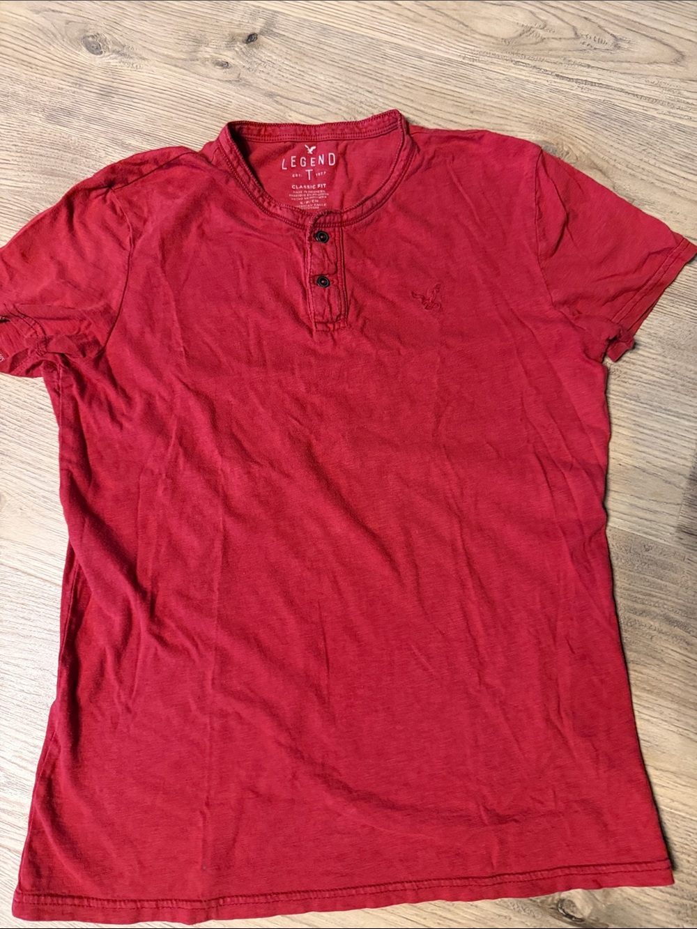 American eagle button t shirt Men’s Red Henley Short Sleeve Shirt